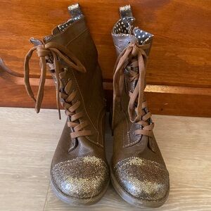 Brown side zip boots with gold glitter details
